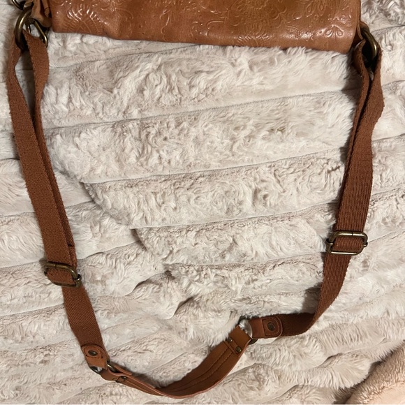 The Sak Embossed Tan Leather and Silverlake Crossbody Bag - Picture 10 of 13